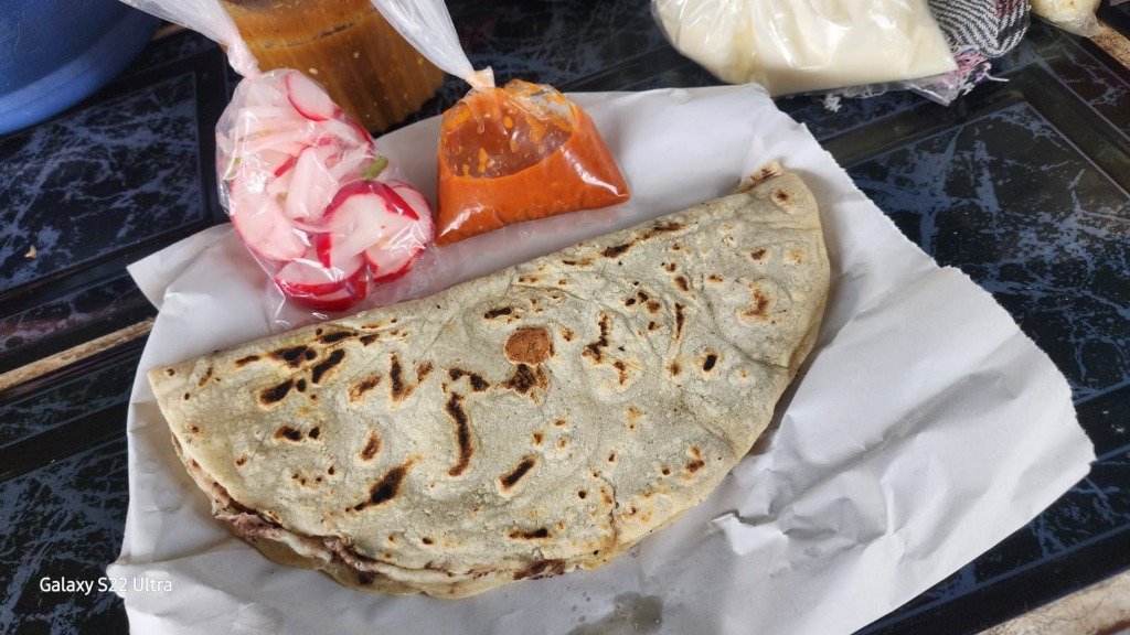 Quesadillas oaxaqueñas hechas a mano cerca de Matías Romero y Lagunas